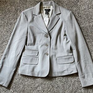 BCBG Max Azria Gray Women's Blazer - NWT
